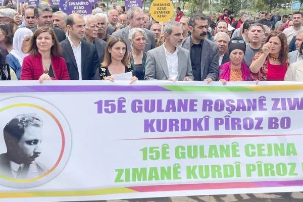 Kimliğimiz Kürtçedir