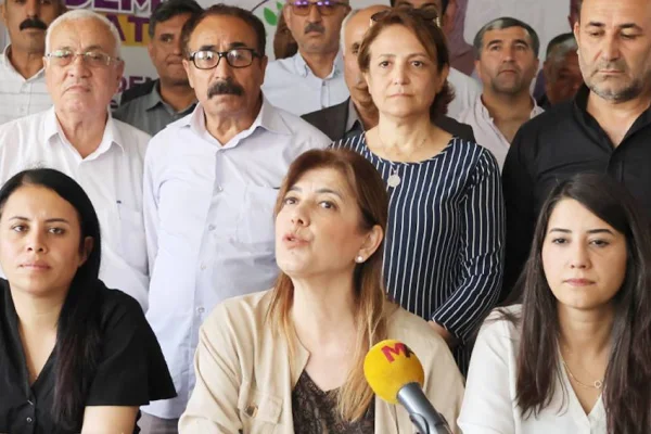 Curnê Reş'te tehditler başladı