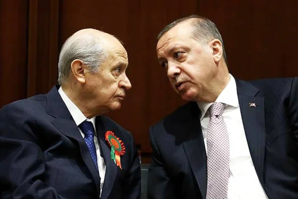 Türk siyaseti erken seçime kilitlendi
