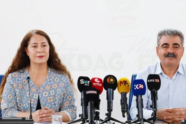 Kayyum kayıtları silmiş