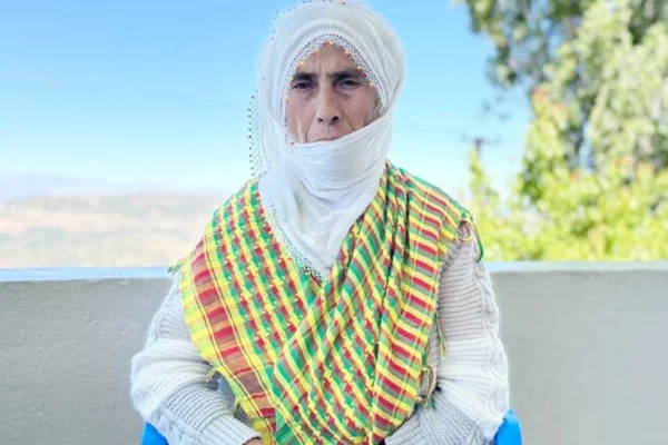Biz onların kardeşi değiliz