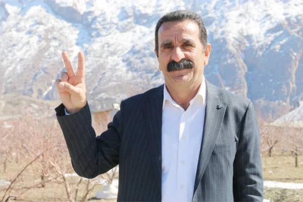 Akış'ın tutukluluğuna devam