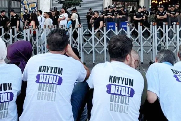 “Seçimi çaldılar, diplomayı çaldılar…”