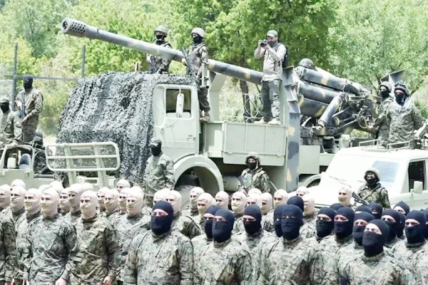 İsrail ve Lübnan savaşın eşiğinde