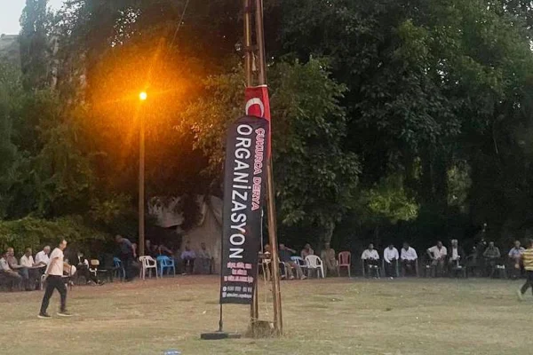 Kürt'ün düğününe Türk bayrağı