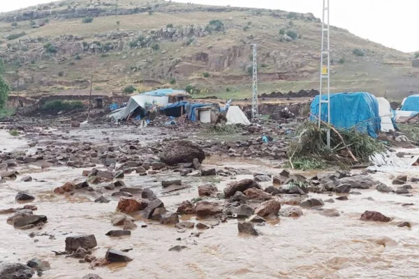Serhed'de sel yine can aldı