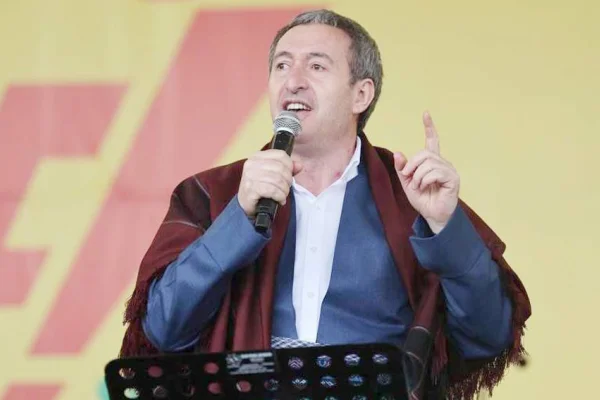 Böyle kardeşlik olmaz!