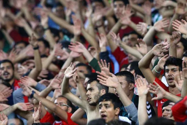 Futbolla maskelenen cinsiyetçilik