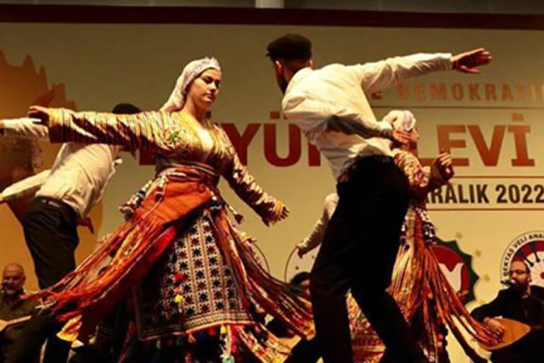 Alevileri güçlendirecek olan birliktir