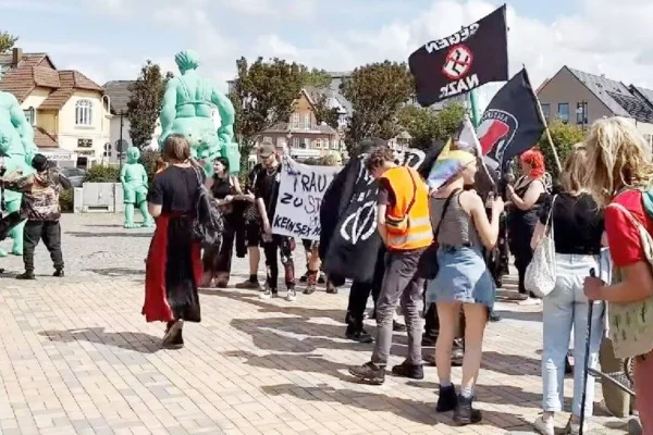Punkların Sylt çıkarması