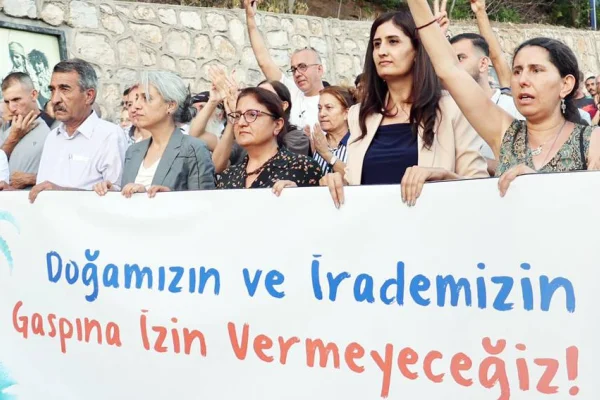 Topyekûn saldırıya karşı…