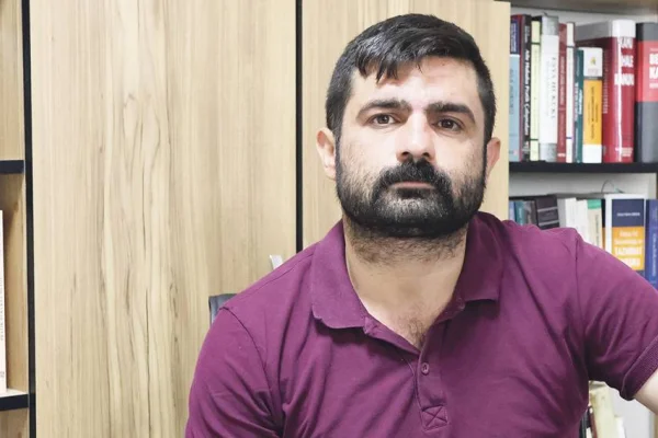 İşkence marşı: Ölürüm Türkiyem