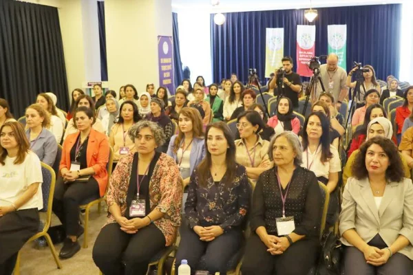 Tecrit derinleşti, faşizm koyulaştı