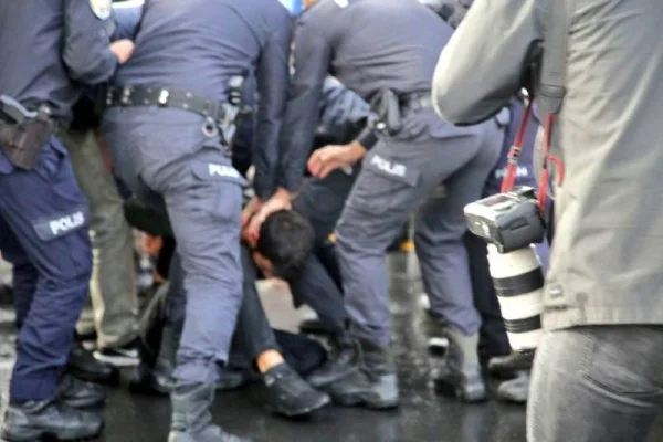Gar katliamı anmasına saldırı: 11 gözaltı 