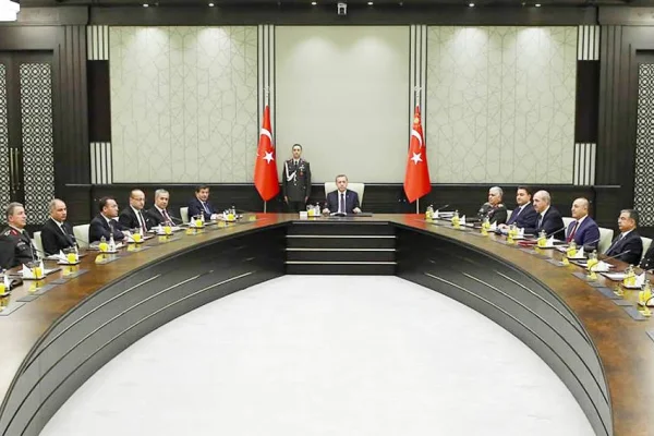 Devlet, Türklük ve Yurttaşlık krizi