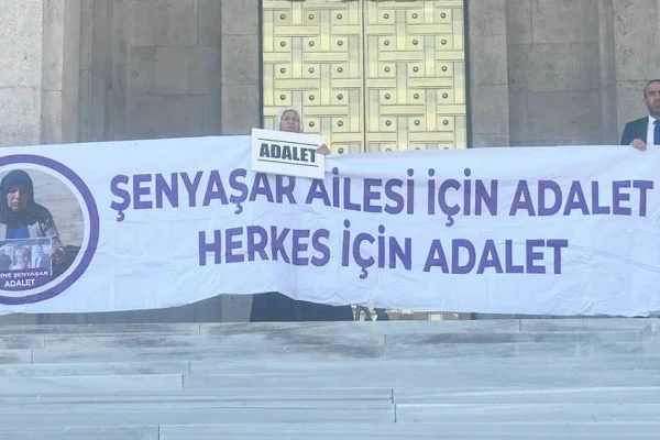 Erdoğan bu davadan çekilmeli