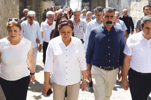 Saldırılan Hewş'e ziyaret