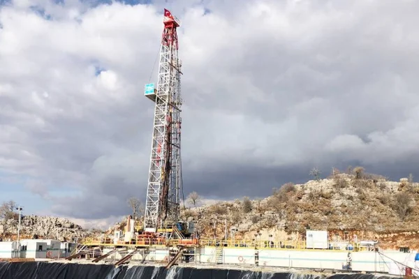 Petrol şirketine özel karakol