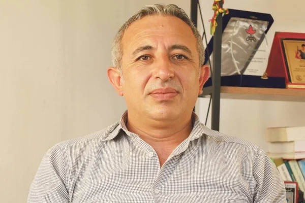 Krizlerin nedeni çözümsüzlüktür