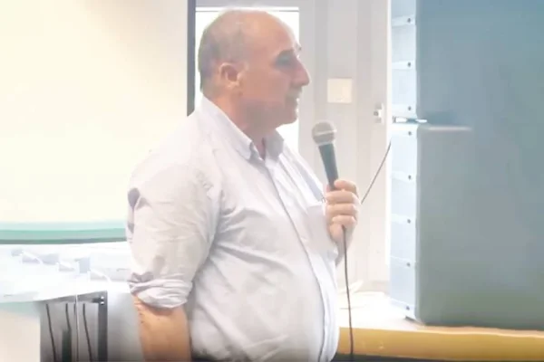 Kürt aktiviste Alman kumpası