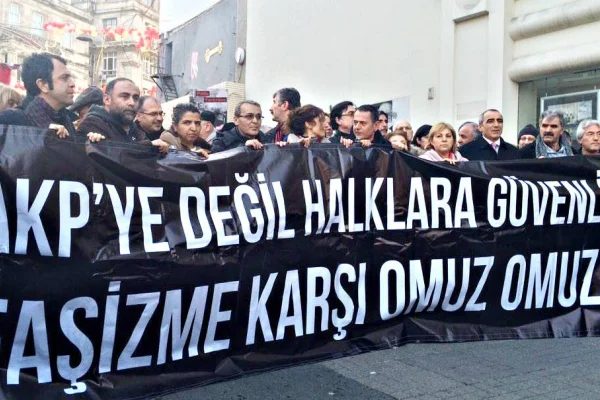 İnsan olmak, insan kalmak