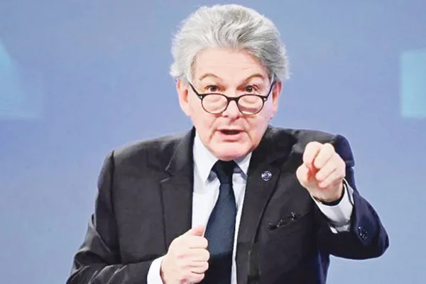 Von der Leyen’in ‘şüpheli yönetimi’