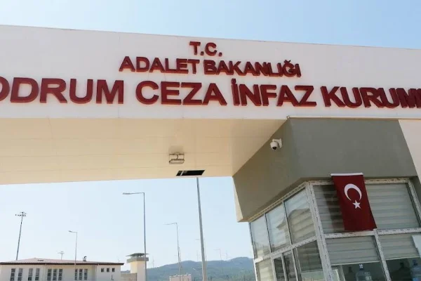 'Kuyu'daki 40 tutsak anlattı