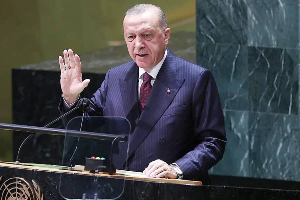 BM ve Erdoğan’ın gösterileri