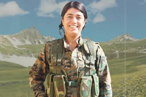 Babası ve iki kardeşi de şehit