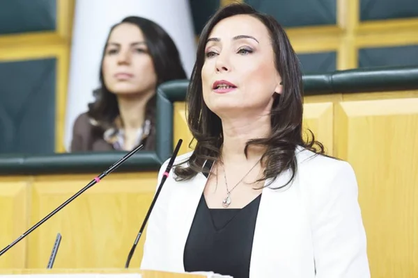Hatimoğulları: Önce tecridi kaldırın