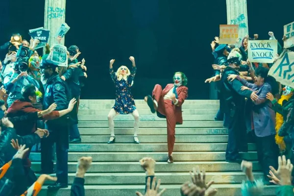 Joker: “Neden bu kadar neşeli?”