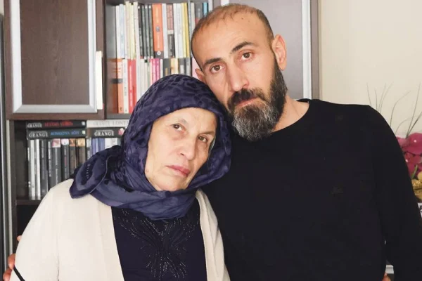 6 yıl 4 ay sonra taziye