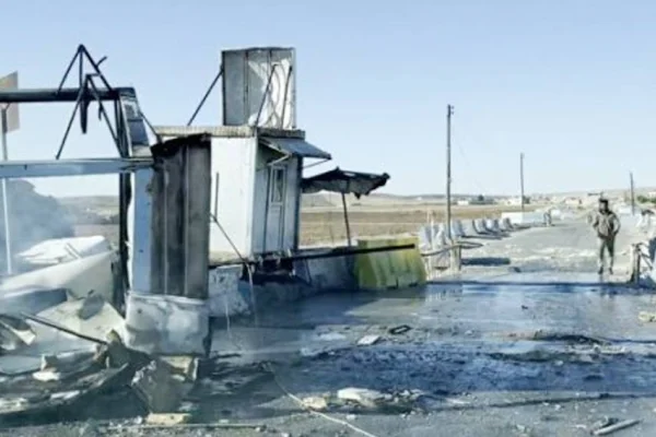 Ankara'da vuruluyor, sınır ötesine saldırıyor