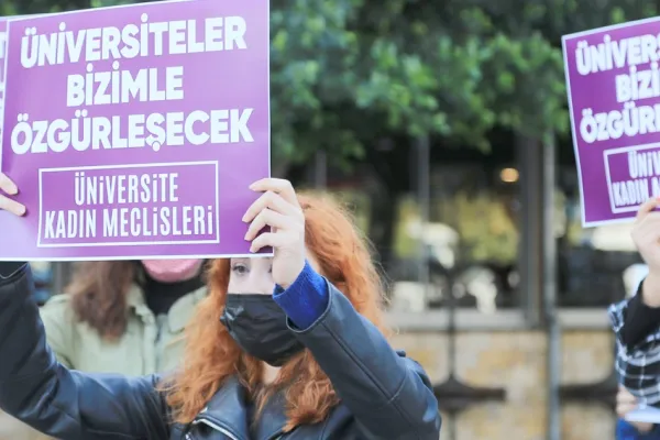 Yoksul öğrenciler artık işçi