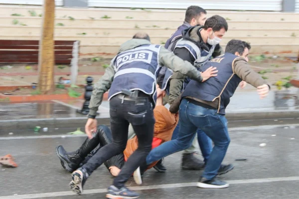Suç işleyenlere işlem başlatın
