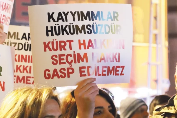 10 ayda 11 kayyum