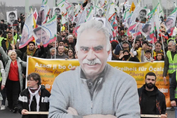 Ren köprüsünden barışa yürüyüş