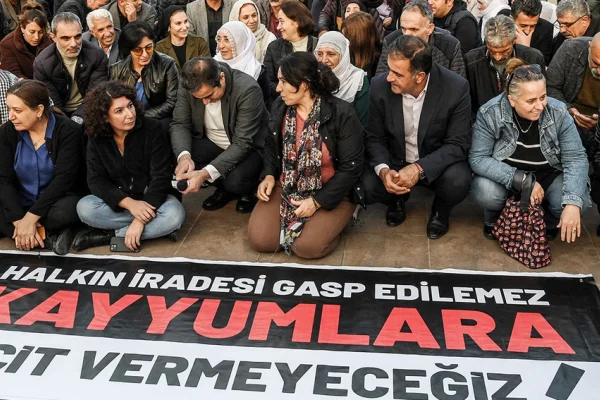Kayyım bir sömürge yönetimidir