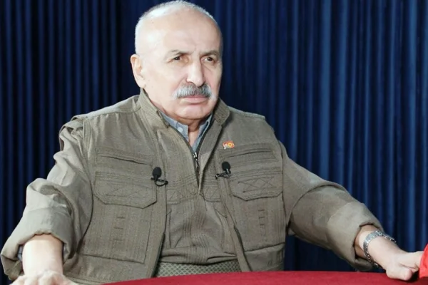 Bunlar, Ali Kemaller ve çürük kafalardır!