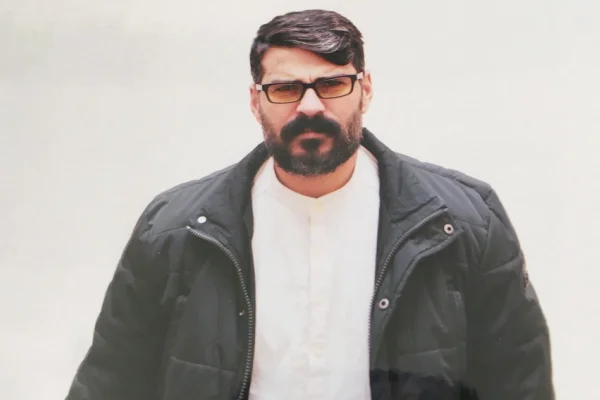 Tutsaklara pişmanlık dayatılıyor
