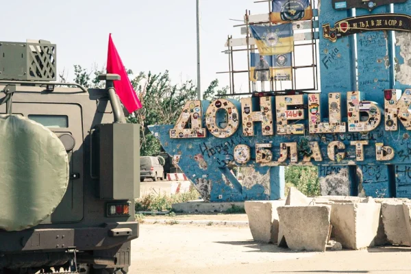 Cephe hattı yavaşça çöküyor