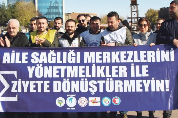 Sağlık emekçileri iş bırakıyor
