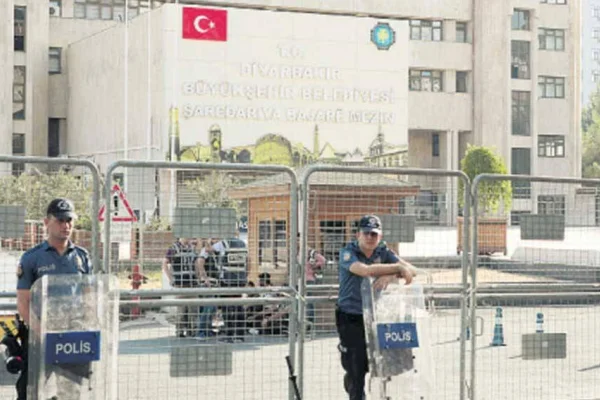 Kayyum itfaiye bütçesinden çaldı