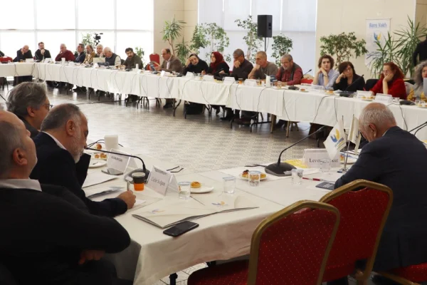 Barış Vakfı çözümü tartıştırdı