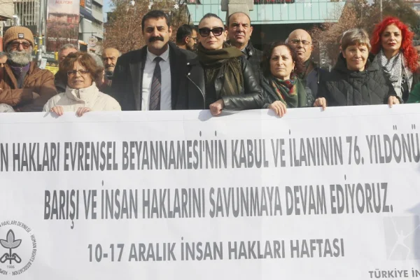 692 kişiye işkence