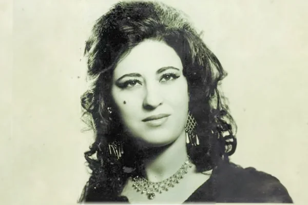 Hüzün bırakıp gitti