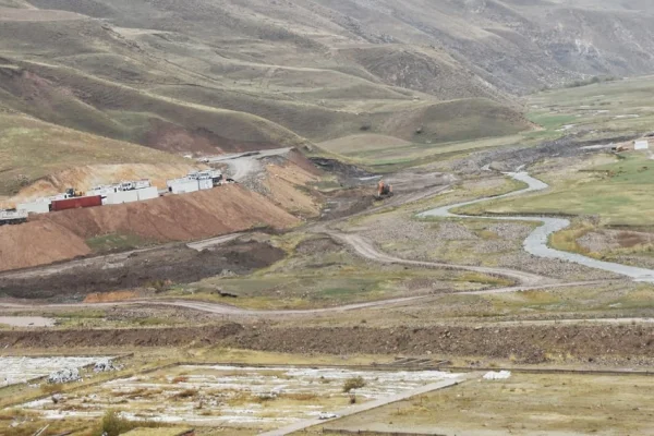 Diyadin zehirleniyor: 300 yıllık tahribat kapıda