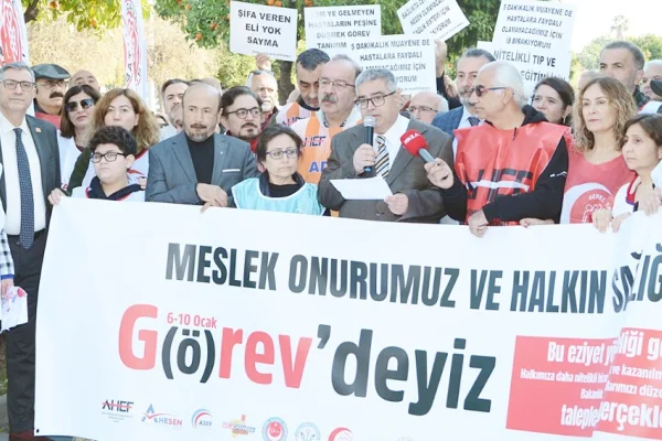 Aile hekimleri yine iş bıraktı