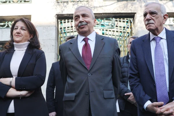 DEM Parti'den ciddiyete davet