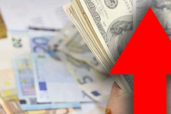 Faizi sabitleyince döviz fırladı